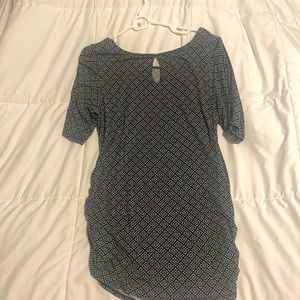 Soft cotton maternity top.